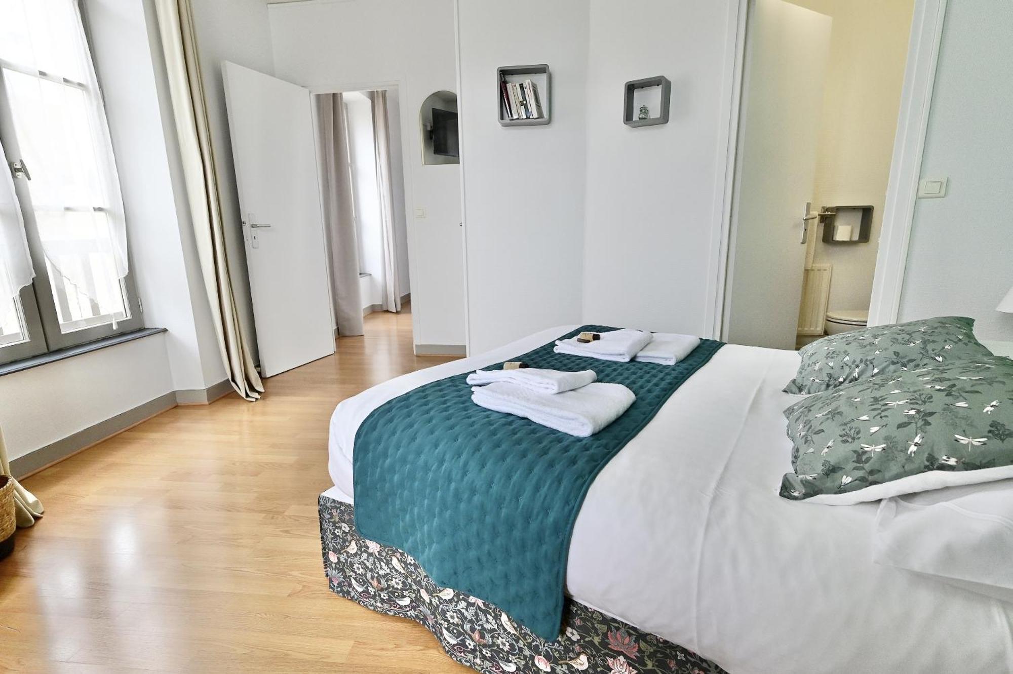 Hotel La Cuisine Des Lulus Montainville  Экстерьер фото