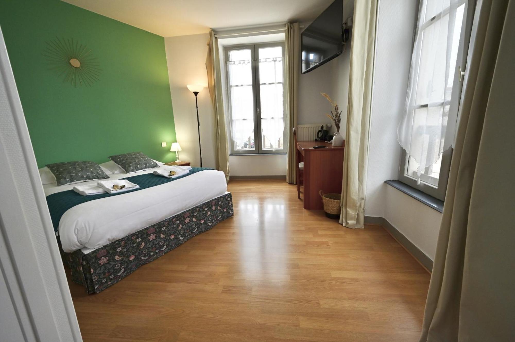 Hotel La Cuisine Des Lulus Montainville  Экстерьер фото