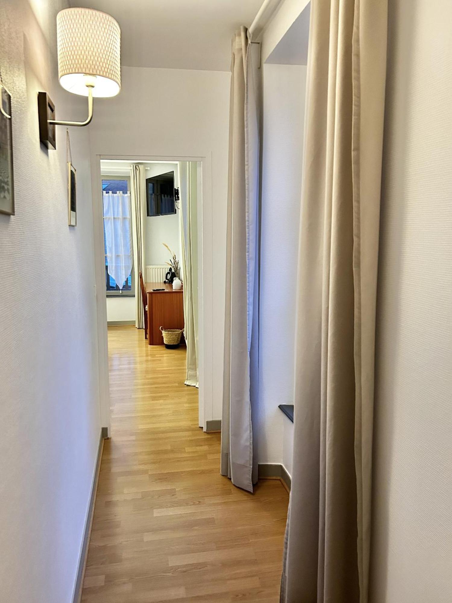Hotel La Cuisine Des Lulus Montainville  Номер фото
