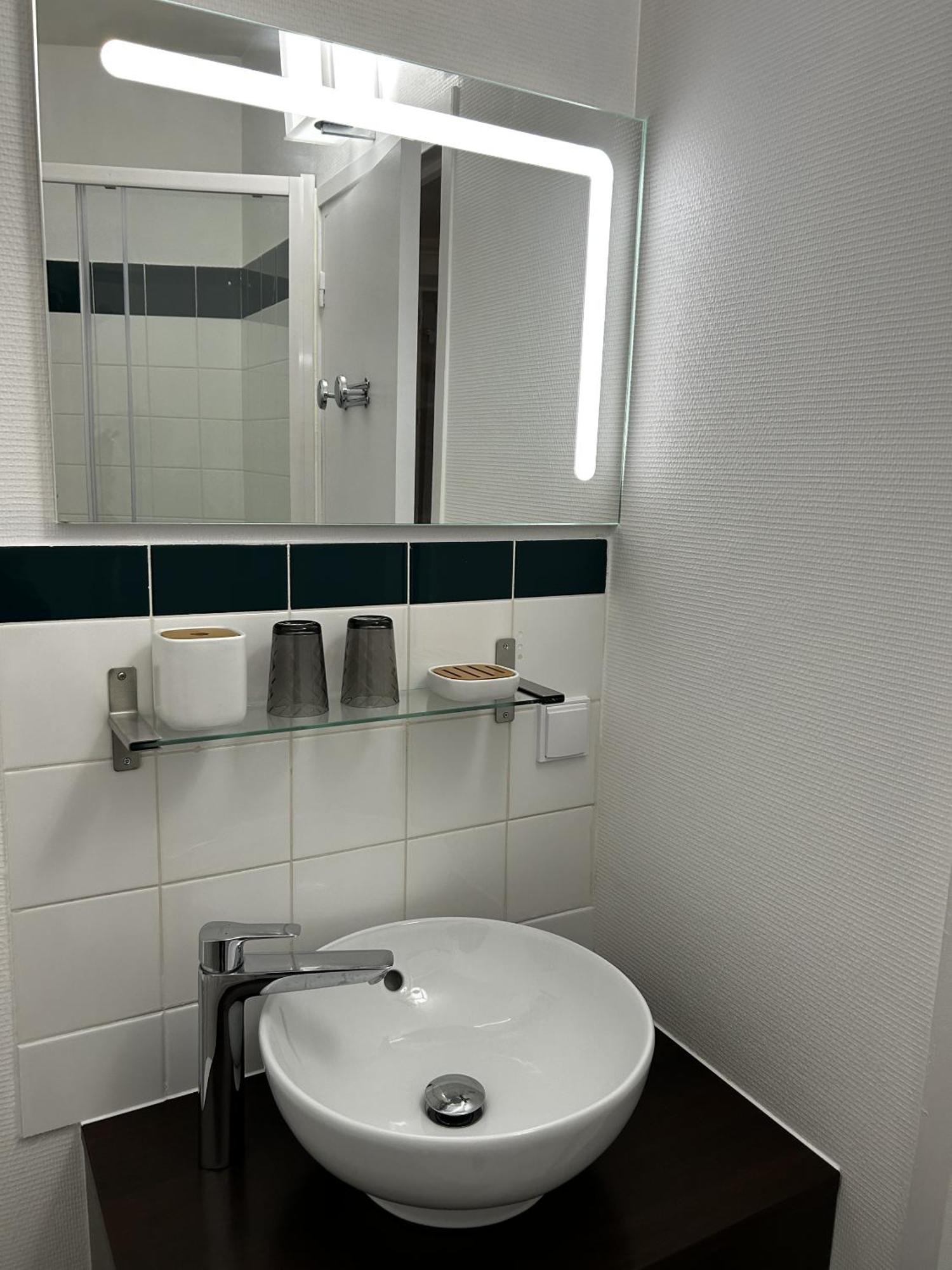Hotel La Cuisine Des Lulus Montainville  Номер фото