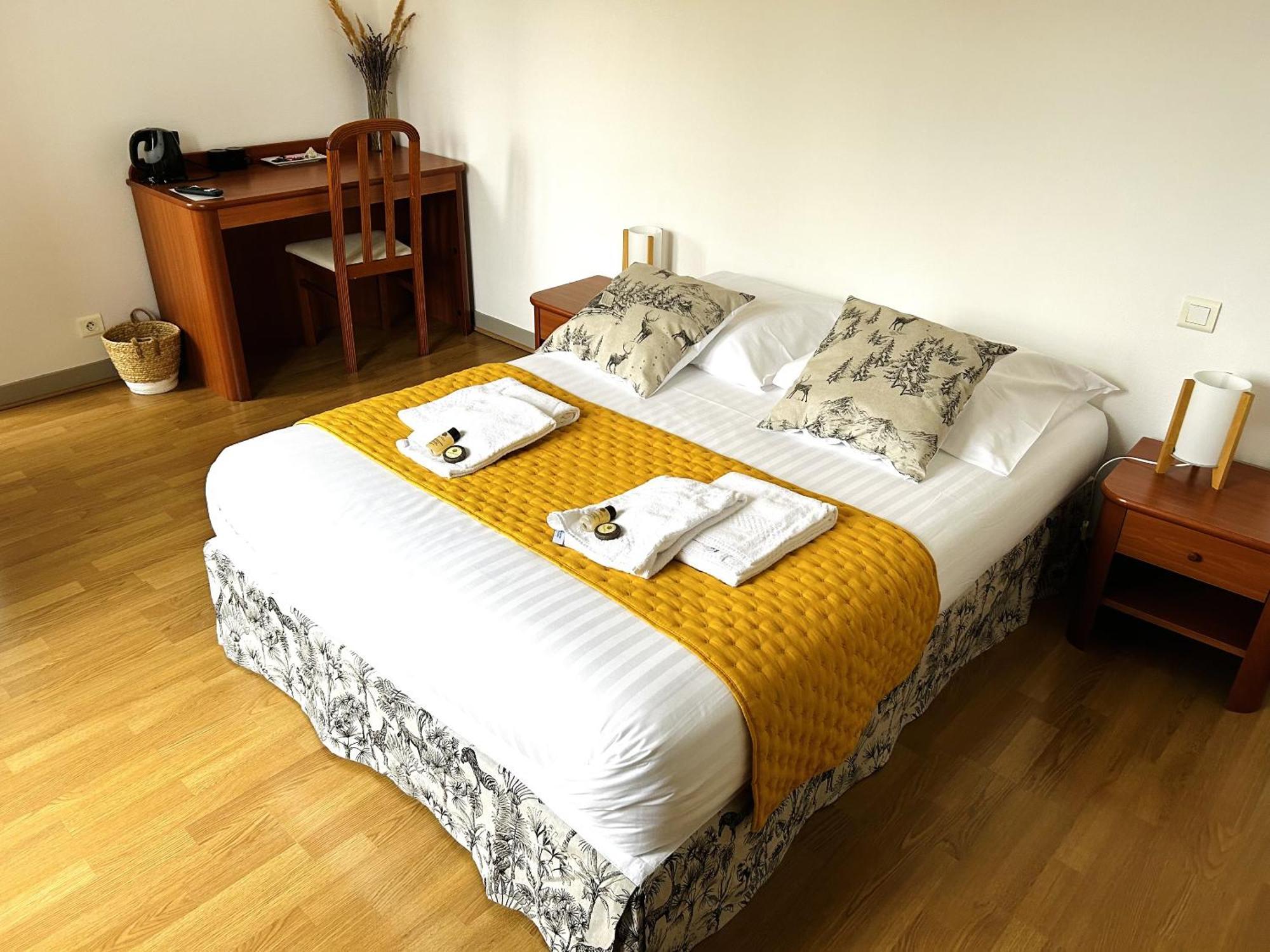 Hotel La Cuisine Des Lulus Montainville  Номер фото