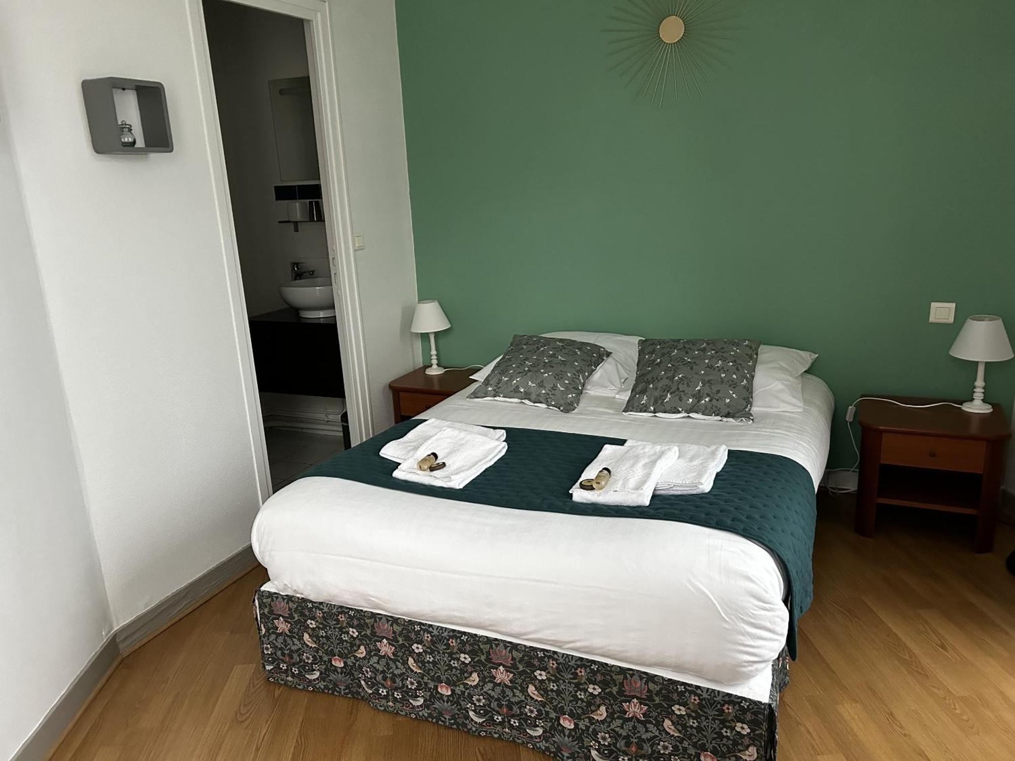 Hotel La Cuisine Des Lulus Montainville  Номер фото